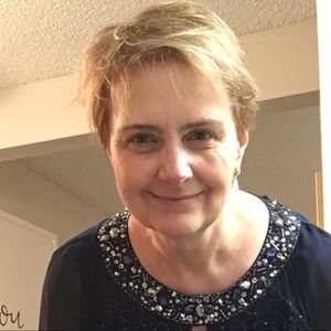 Meet your Posher, Kelly